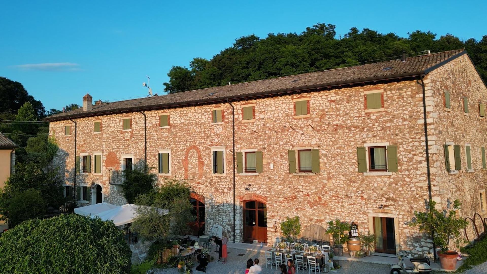 Corte Castello Аффи Экстерьер фото